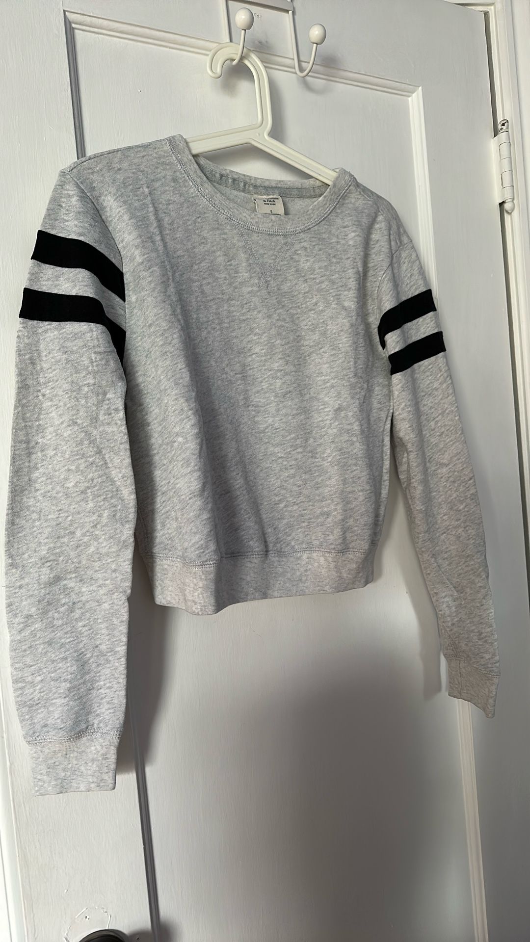 A&F Cropped Sweatshirt