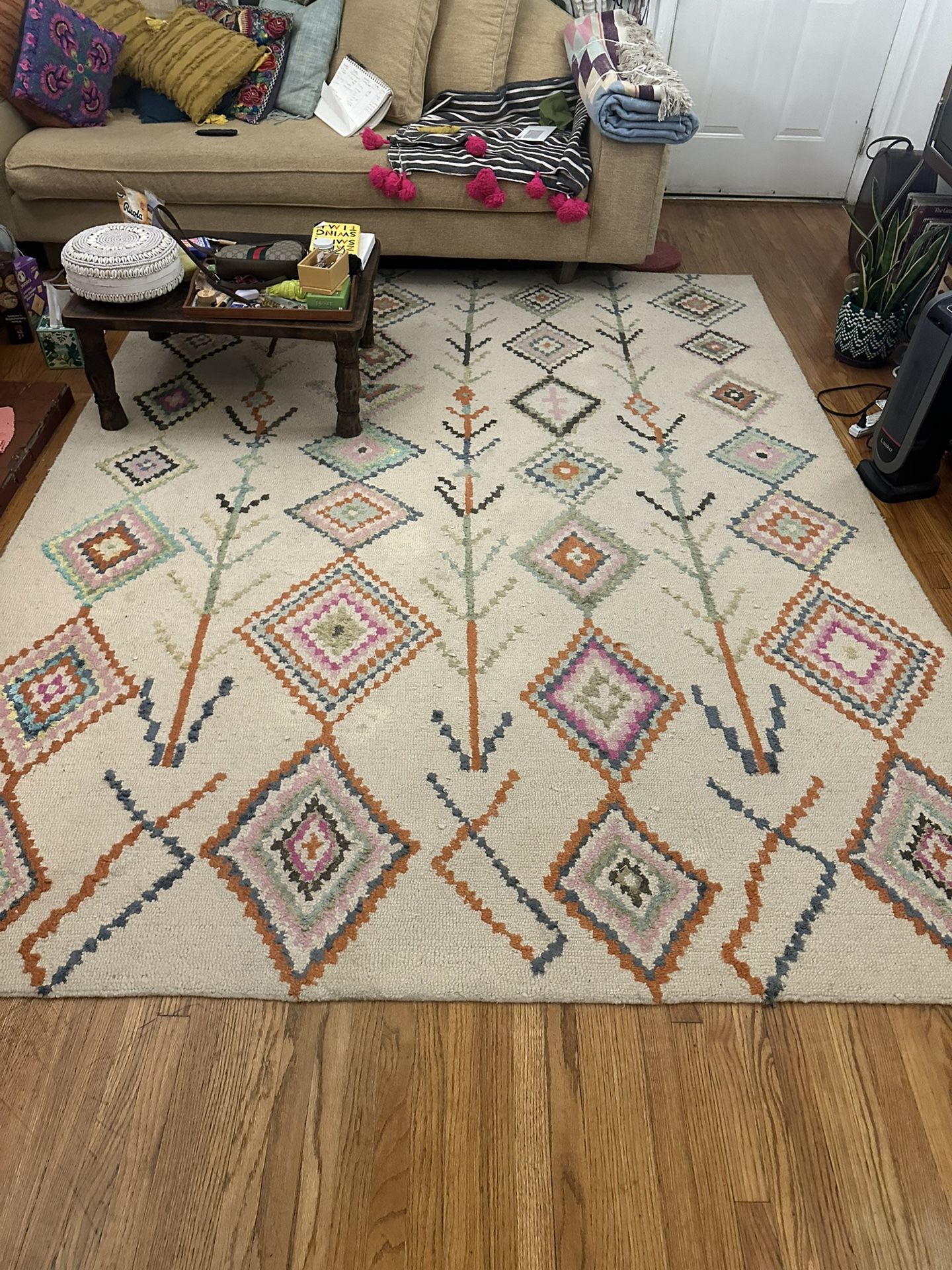 Moroccan Hand Tufted Rug