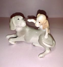 Mint-Vintage Franklin Mint "Playful Moment" By Poul Ipsen Mother & Pup Figurine
