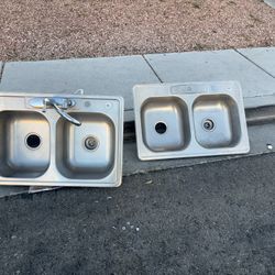 2 Stainless Steal Sinks. 
