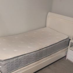 twin bed / from Mor furniture 