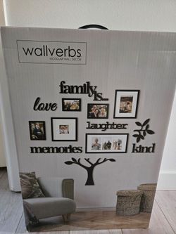 Wallverbs Modular Wall Decor Family Tree Set