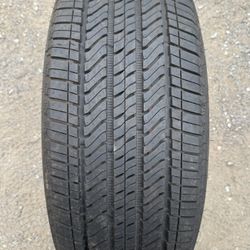 Bridgestone 275/50/22  (1) Tire