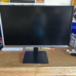 Samsung S32D850T 32" LED Monitor - NEVER USED