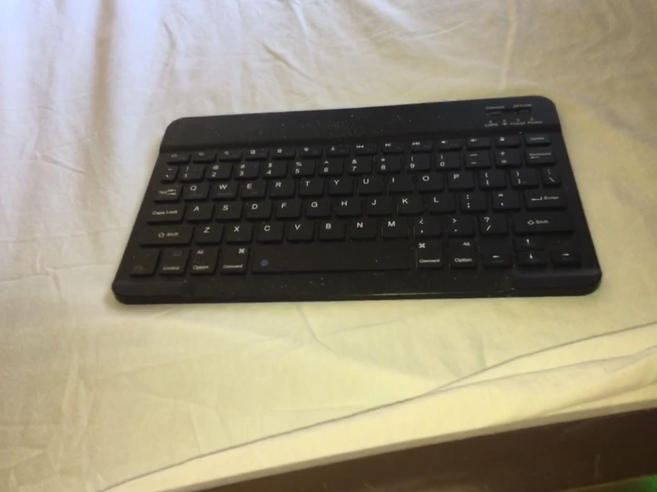 Wireless Bluetooth keyboard