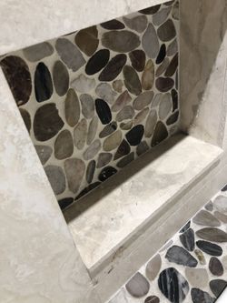 Baños y pisos modernos