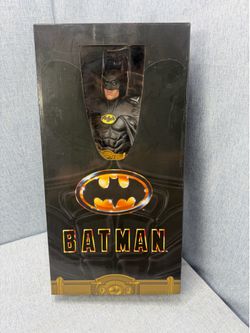 NECA Batman 1989 Michael Keaton 1:4 Scale 18 Inch Action Figure