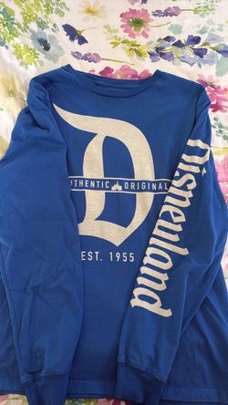 Men’s Disney Long Sleeve t-shirt-Medium