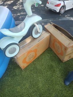Kids balance bike
