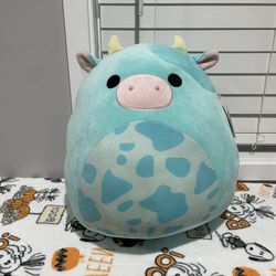 Tuluck Blue Cow Squishmallow NWT