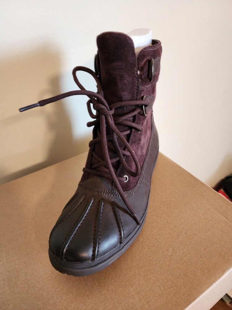 New Womens Ugg Boots Size 10