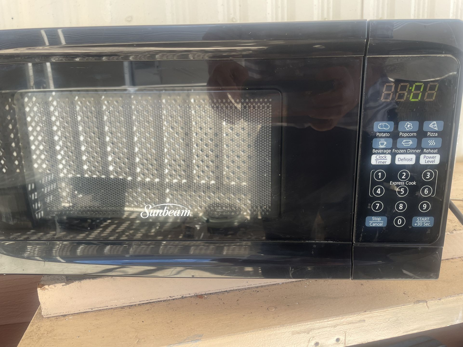 Sunbeam Microwave Small Size