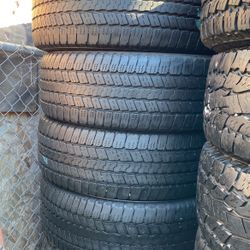 LT 265/60R20 Marca Goodyear En Perfectas Condiciónes De Vida 