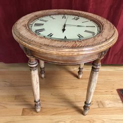 Coffee table With Clock 