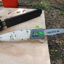 Long Extended Pole Saw