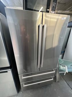 Bertozoni 4dr fridge