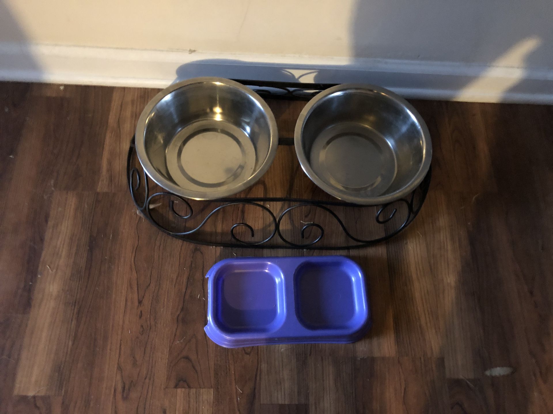 Doggie bowls with tray