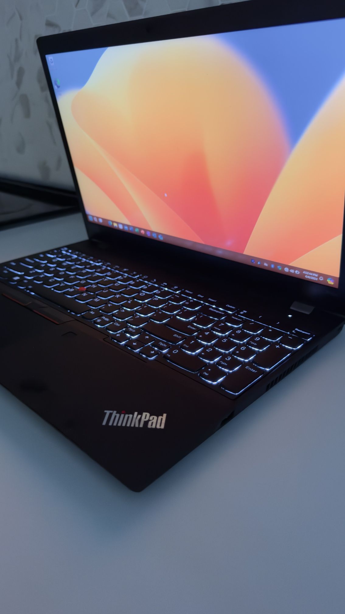 Lenovo ThinkPad (P15S)