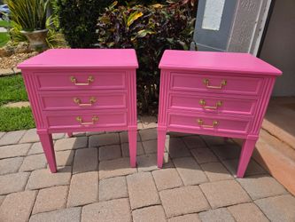 Nightstands / Vintage MCM Henredon
