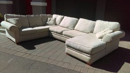 XXL 3 Piece Fabric Sectional Couch Free Delivery