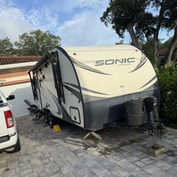 2018 Sonic SN200VML Travel Trailer
