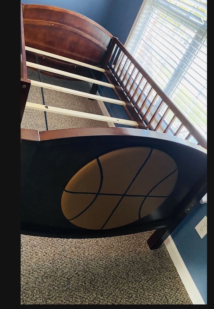 Full Bed Basketball Bed frame With Mattress