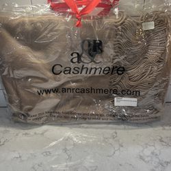 Oat colored cashmere throw