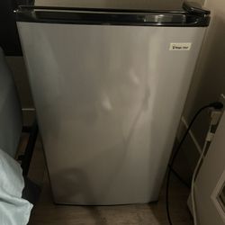 Magic Chef Mini Fridge (TODAY ONLY)