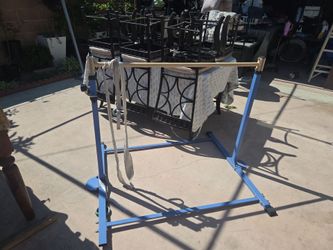 Gymnastics bar