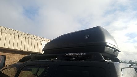 Car topper storage