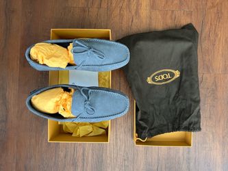 Tod’s men loafer size 6