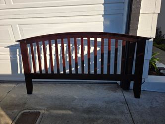 Short Freestanding  queen bed headboard - free