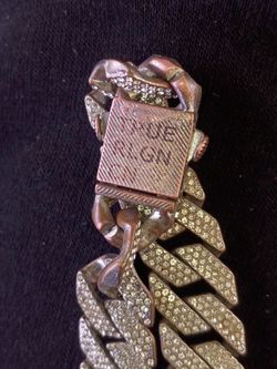 True religion men’s Crystal Povey Chain Necklace