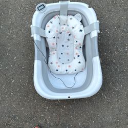 Foldable Infant Bath Tub
