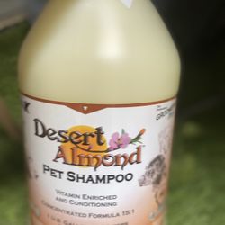 Dog Shampoo With Condioneer- One Gallon Bottle