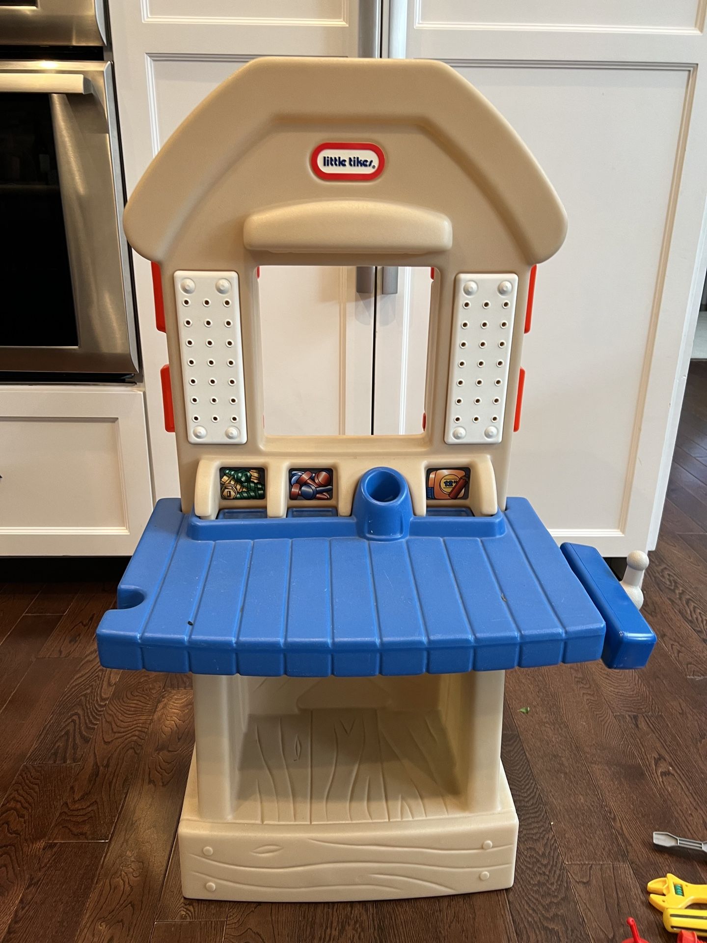 Little Tikes Workbench & Tools
