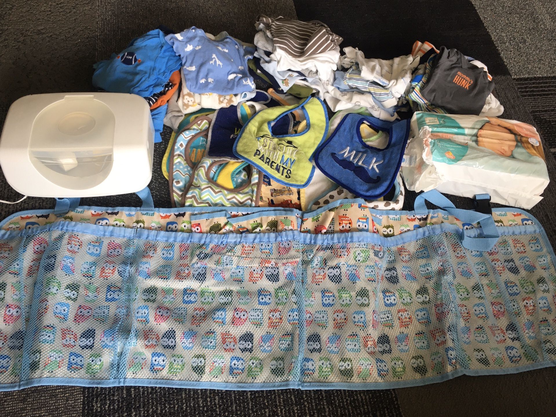 Gently used newborn boy clothes/accessories