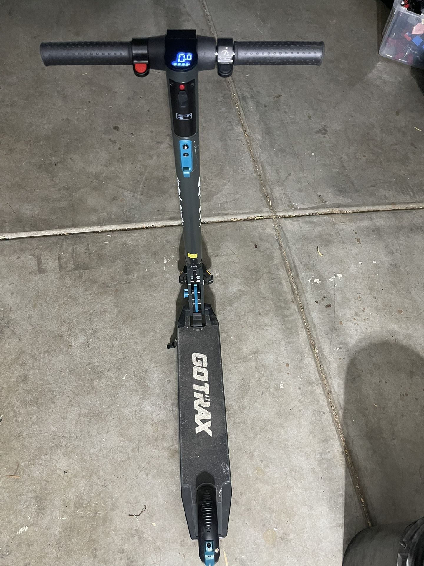 Go Trax G2 Plus Scooter With Charger 