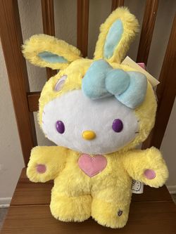 Hello Kitty Door Greeter