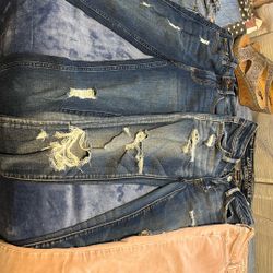 Women's Size 00-1 Jeans And Shorts And Pjs.  $50 Pick Up In Marysville