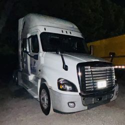 Hiring Drivers for Amazon Relay Contracts.