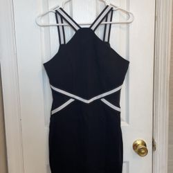 NWOT Emerald Sundae black cocktail dress size Medium