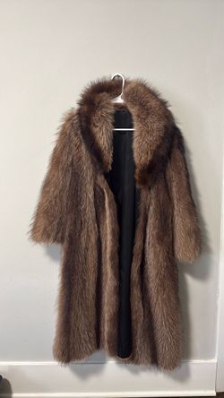 Vintage Brown Fur Coat – Full Length – Luxury Style