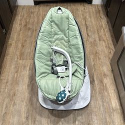 4 Moms MamaRoo Swing