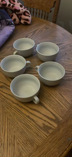 Set of 5 White Ceramic Coffee Cups