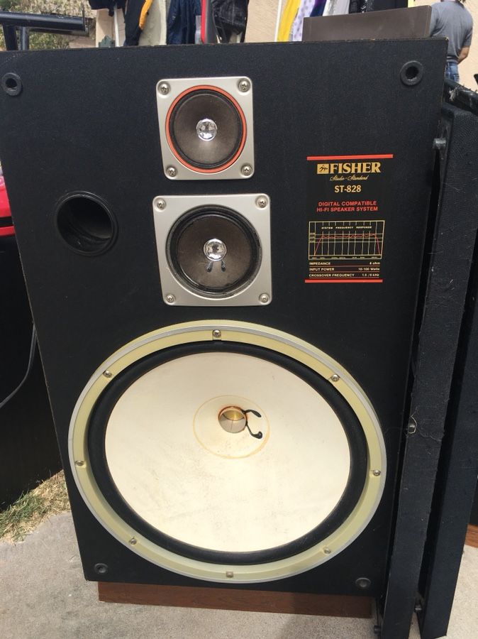 Fisher speakers