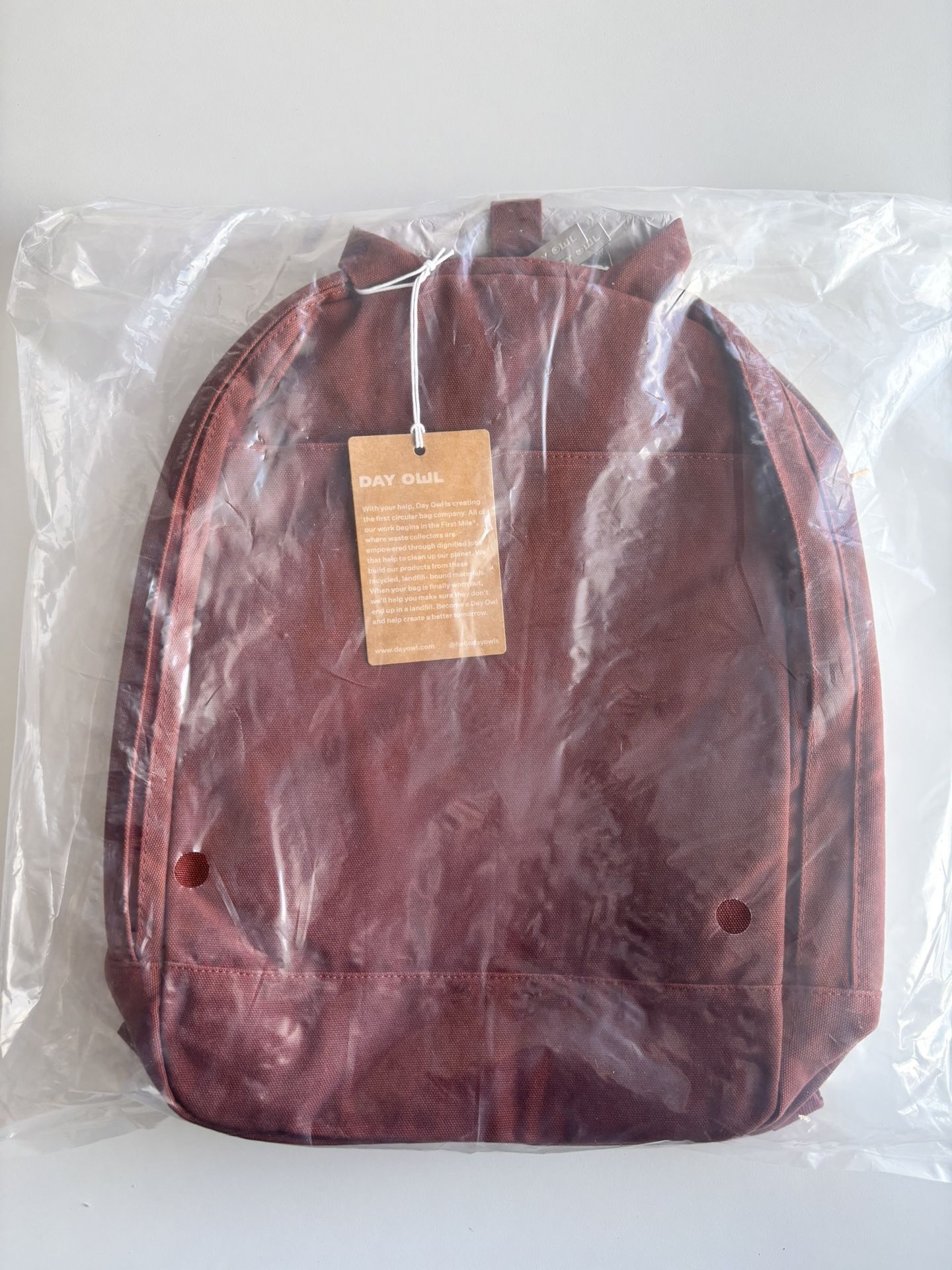 Day Owl Backpack Slim Pro Jam Red