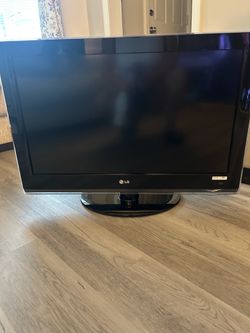 32” LCD HDTV