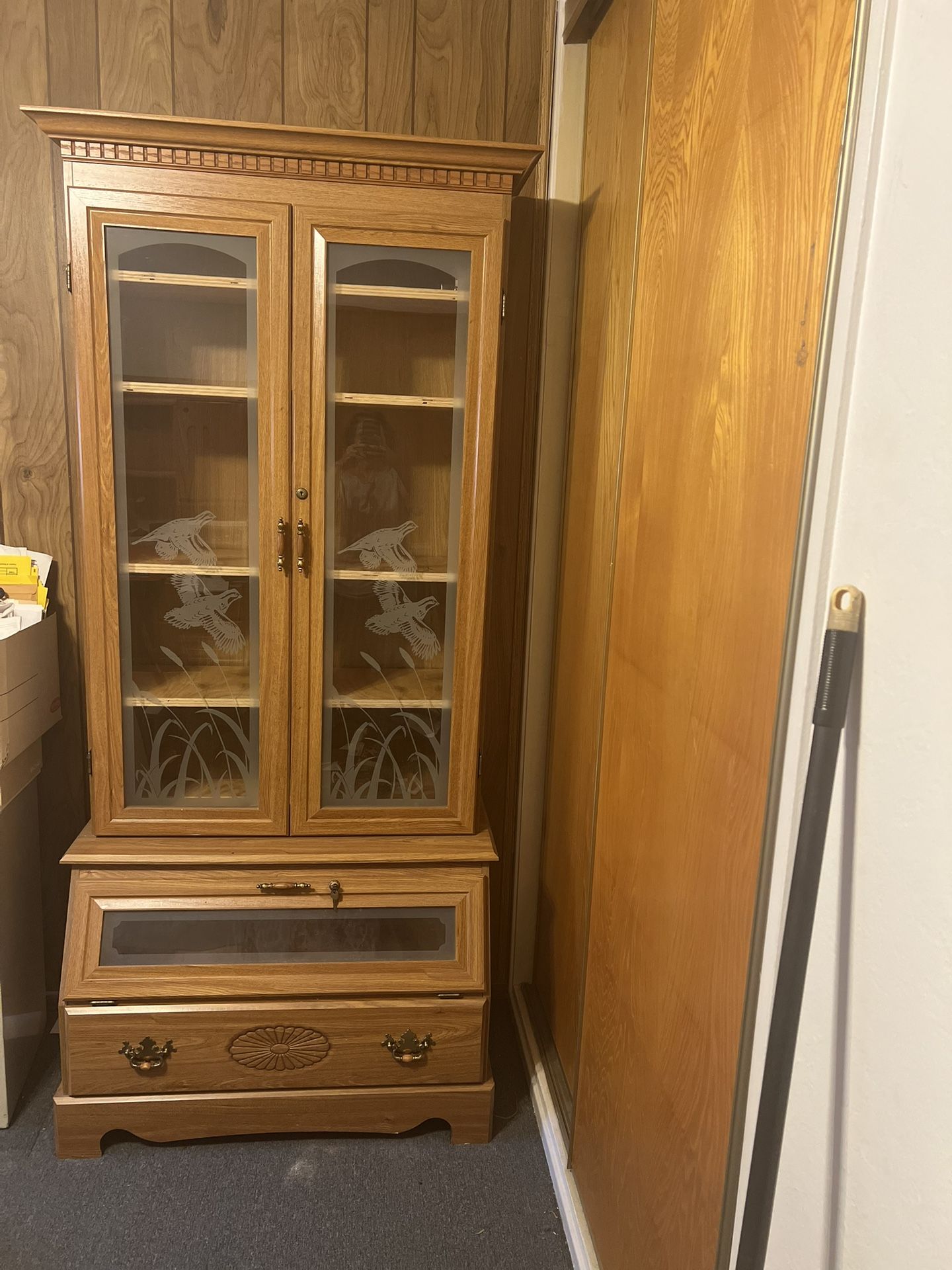 Display Cabinet