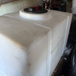 100 gall water tank